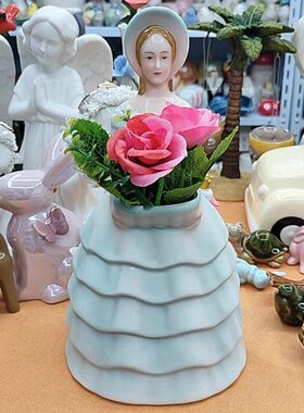 陶瓷西洋贵族女孩花瓶摆件不含花束高25宽14/非偏满23包邮部分瑕