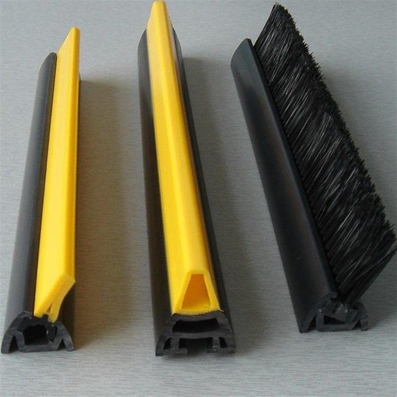 奥的斯自动扶梯专用毛刷导轨防夹警示橡胶条黄色警示毛刷堵头端头