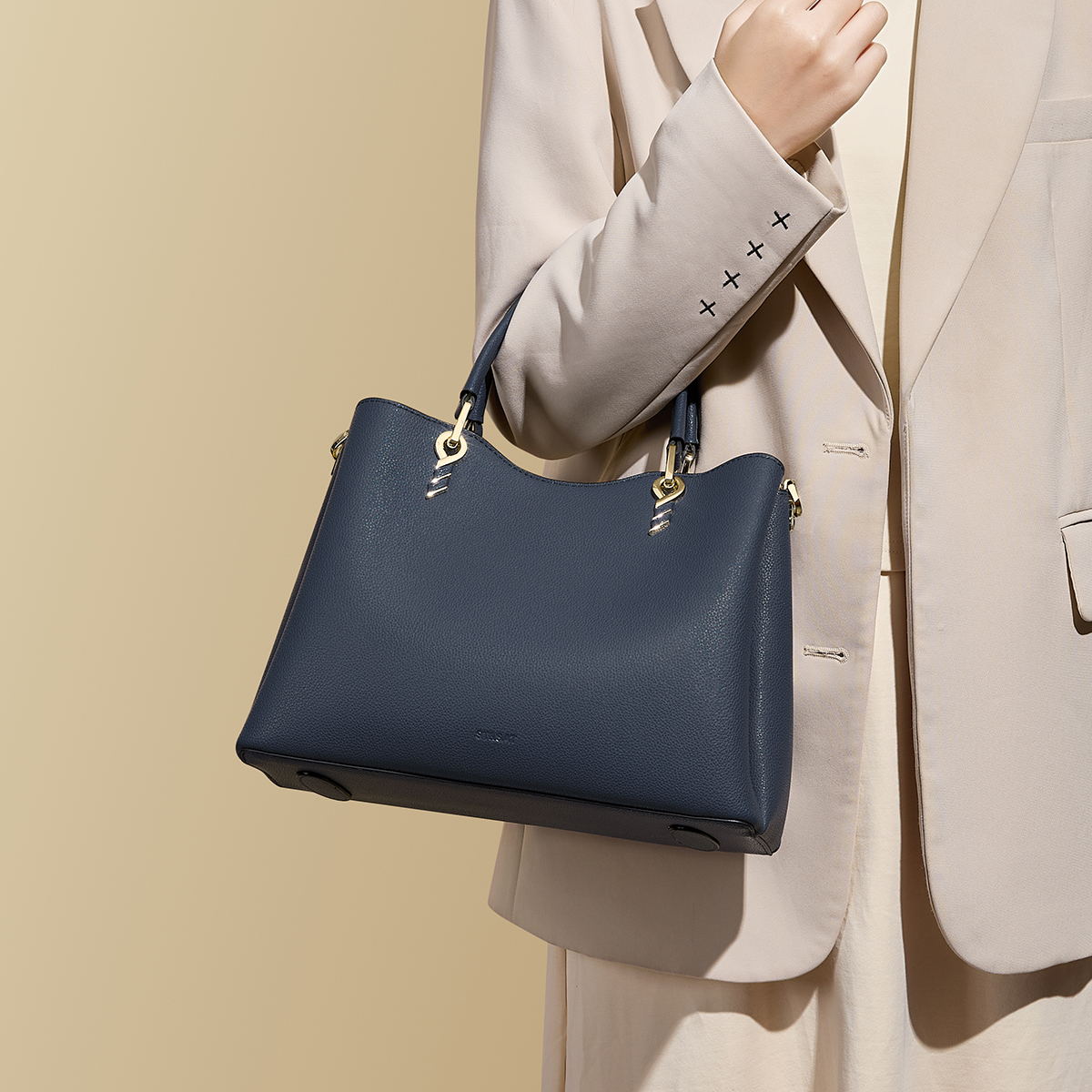 送妈妈真皮包包实用新年礼物第1