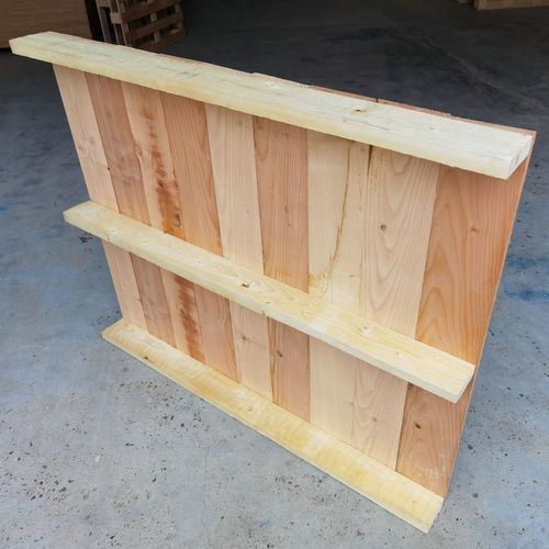 厂家供应普通周转木栈板 尺寸随意可熏蒸出口海运木卡板