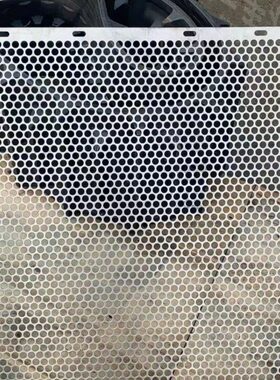 雷沃收割机配件大全 RG70领航金刚改装振动筛下筛干净