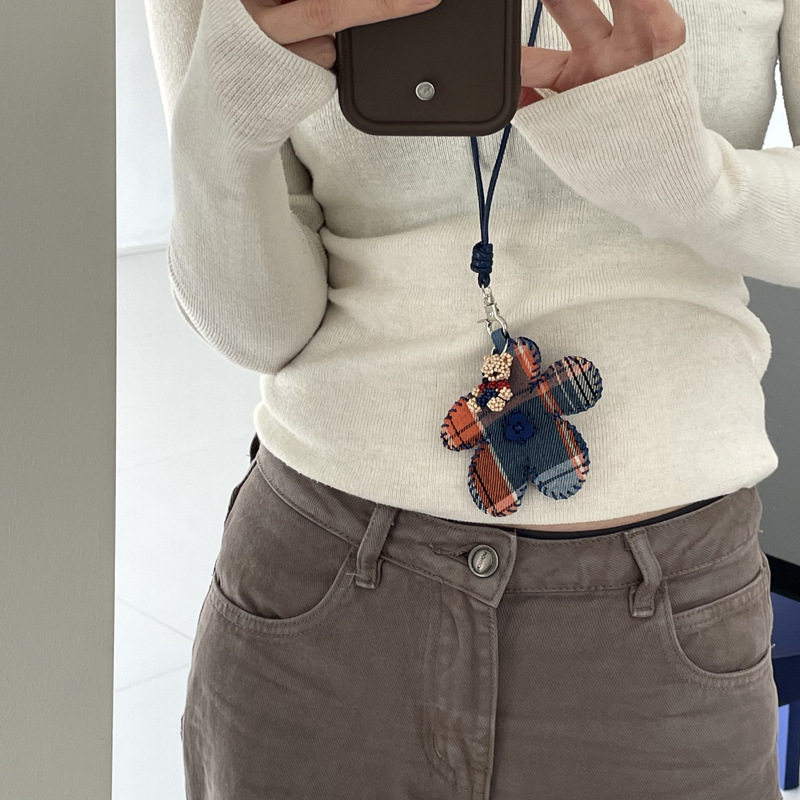 博主同款牛仔布花朵吊坠项链女秋冬氛围感百搭时尚长款毛衣链配饰,饰品/流行首饰/时尚饰品新,项链,淘宝优惠券,粉丝福利购,淘宝优惠卷