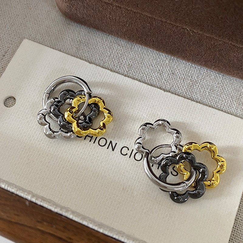 撞色花朵耳圈日i韩小众简约设计一款多带戴耳饰个性ins甜酷风耳环