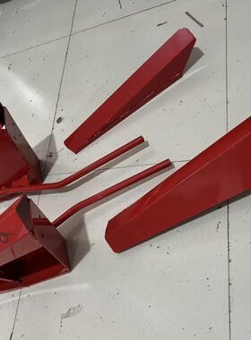 雷沃RG70/80收割机配件原厂分禾器 左 右分禾板焊合 左右分禾器