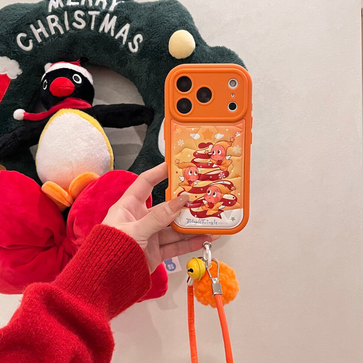 立体皮纹羽绒压痕豹苹果皮圣诞树星星人适用于14-14pro-14promax-15-15pro-15promax-16-16pro-16promax-17-1