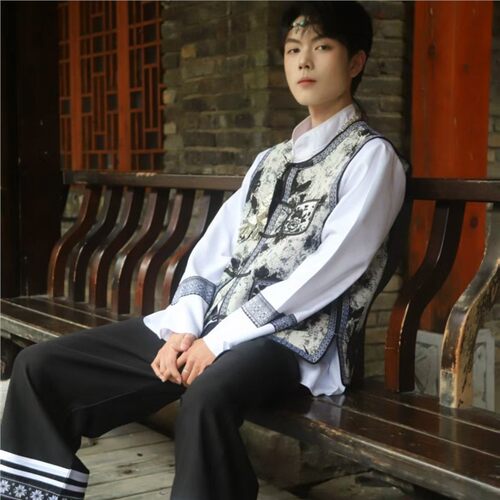 新款彝族男装少数民族云南白族男装火把节凉山旅拍写真男款