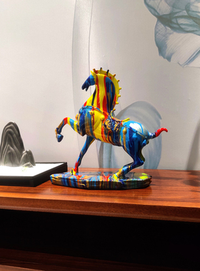 软装样板房高档轻奢摆件客厅电视柜家居饰品办公室装饰品马工艺品