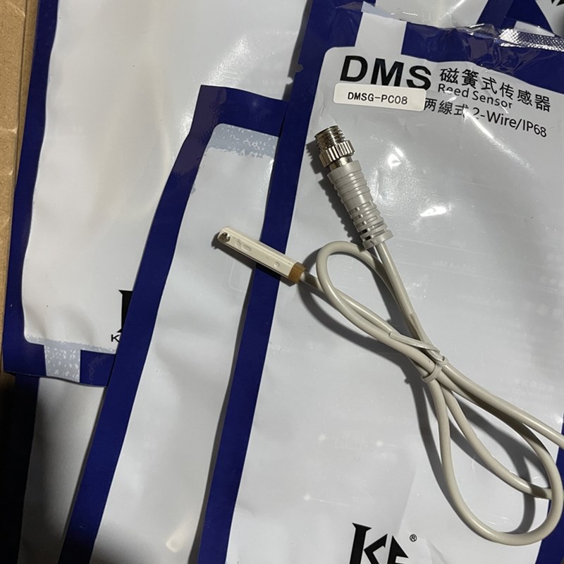 气缸磁性开关DMSG DMSH CMSE-pc08 NC12 PM08 NM08 带M8航空插M12
