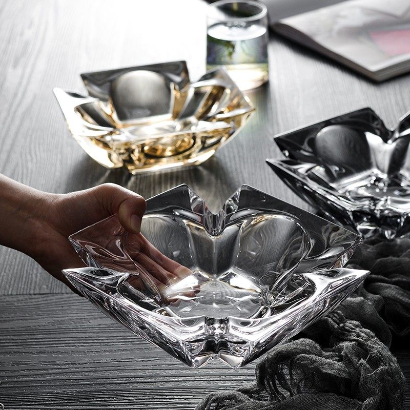 大号轻奢水晶烟灰缸家用客厅个性创意灰缸高档大码办公室玻璃烟缸