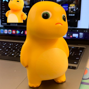 奶龙生日a礼物女生送女朋友闺蜜给男生愚人节可爱治愈解压物件毕