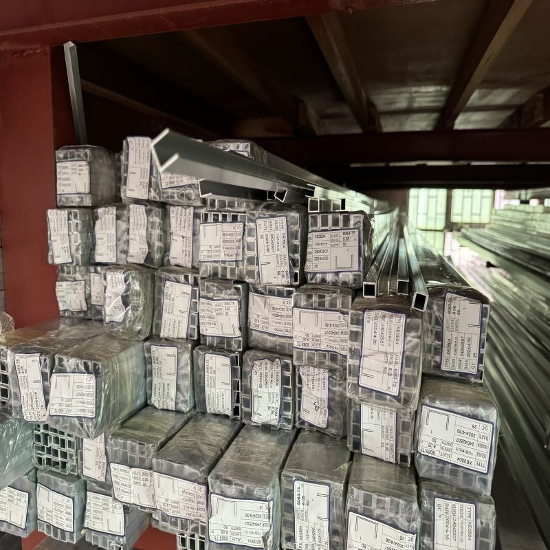 6063T5 6061铝合金u型槽铝 U字槽铝型材导轨分格条