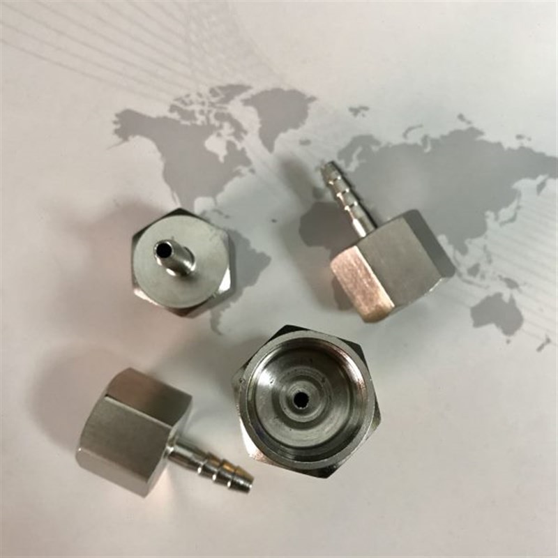 304不锈钢宝塔接头 m2n0x1.5-6mm 内螺纹m20x1.5 宝塔外径约6.2mm