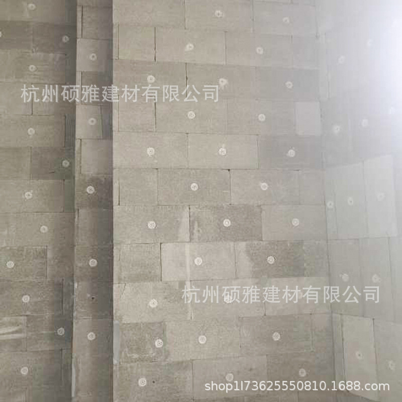 无机轻集料保温一体板内置玻璃纤维网布有锚栓和支撑托架更牢固