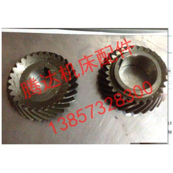 苏州机床厂X6232A铣床配件1029/1037螺旋齿轮Z28/Z28/孔40/孔56