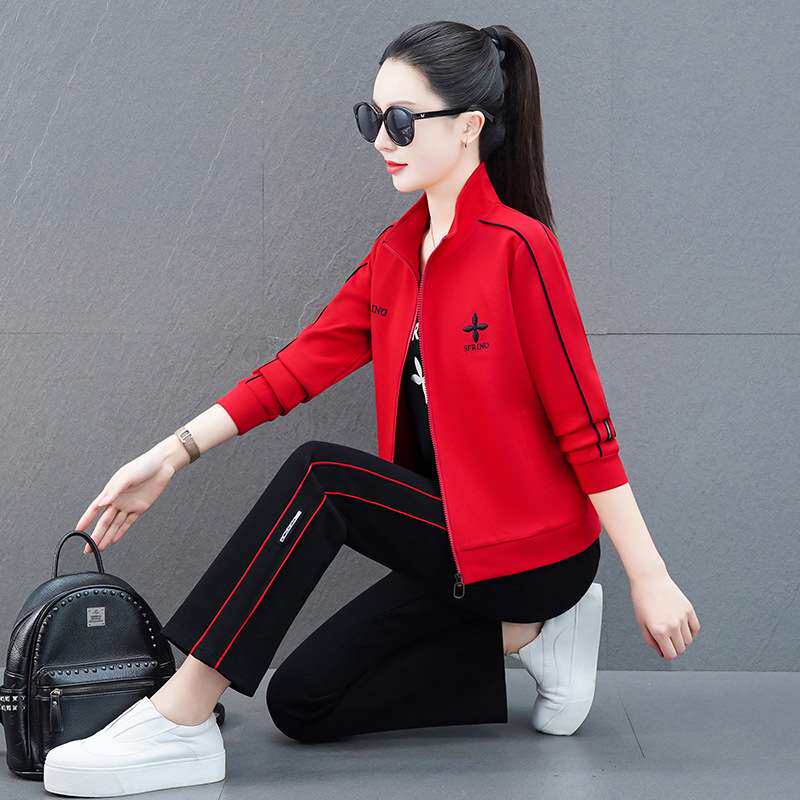 中老年三件套2025春秋季新款女士妈妈装户外运动服套装棉广场舞