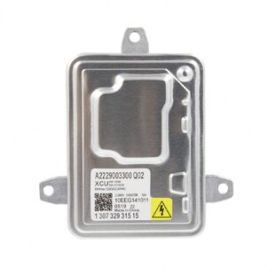 适合C系CLA180 200 250 GLA45GL500大灯氙气包W204 3系5系安定器