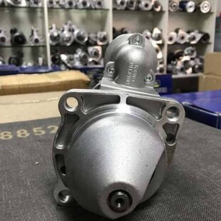 三一200摊铺机起动机马达道依茨BF6M1013起动机三一摊铺机起动机