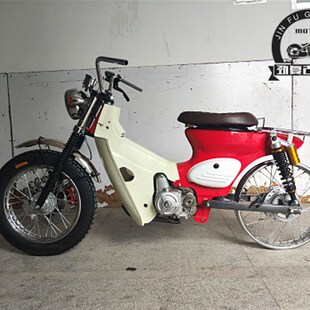 适用幼兽C50 CUB110嘉陵CoCo机车方管加宽后轮叉 C70加长后平叉