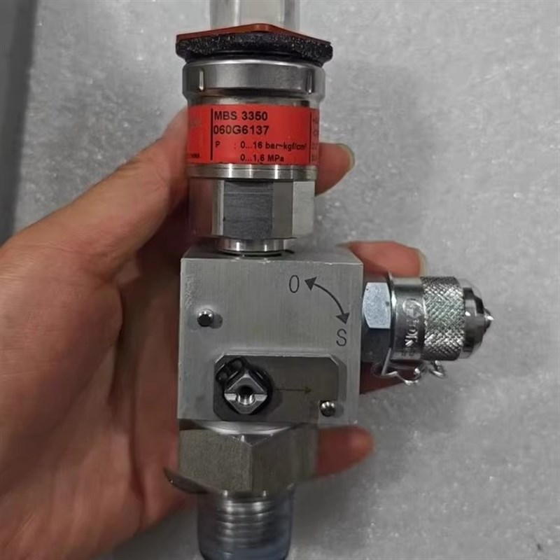 060G6137 丹佛斯 压力传感器