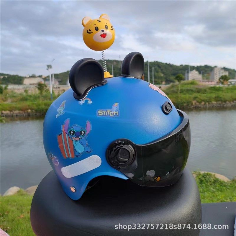 3C认证儿c童电动车头盔四季男女通用夏季可爱防晒安全帽一件代发