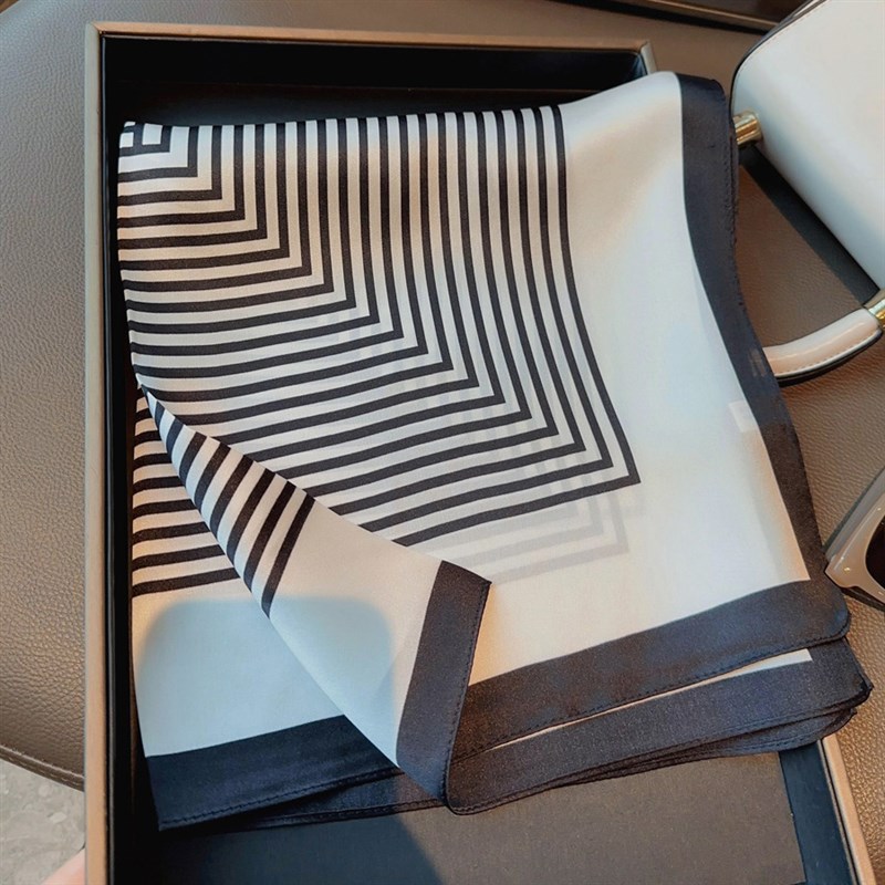 杭州丝绸1c00%桑蚕丝丝巾北欧简约条纹真丝围巾女70cm方巾领巾披