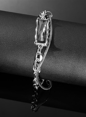 嘻哈潮酷钛钢黑h色宝石手链女夏季ins冷淡风小众设计感手镯手饰品