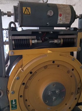 DMB蒂森电梯制动器PMS280 PM300原装曳引主机电磁铁16E1抱闸全新