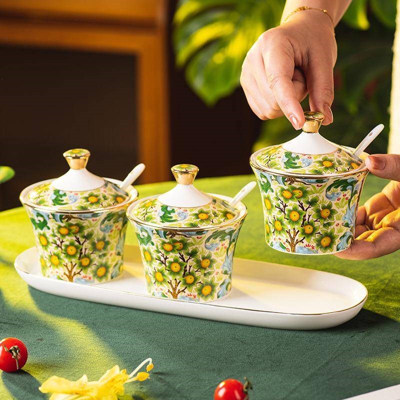 陶瓷调料盒套装家用厨房调料罐组合盐罐辣椒罐调料收纳盒分装瓶