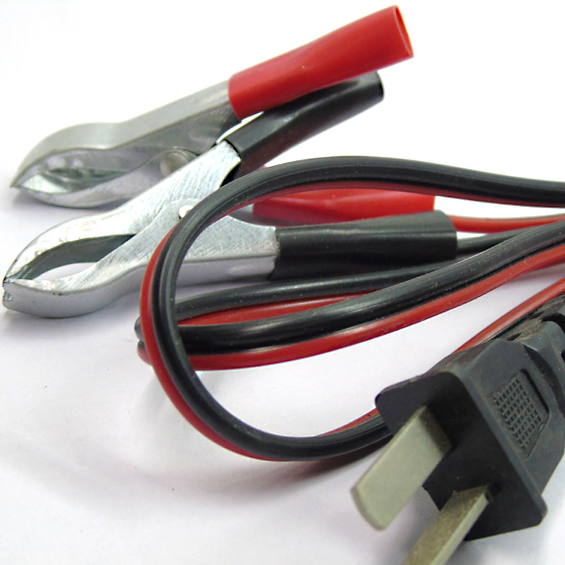 汽油发电机插头输出12V通用插座直流DC8A变频增程器配件充电源线