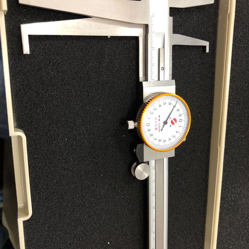 正品上海上申带表内沟槽游标卡尺10-150mm 精度0.02