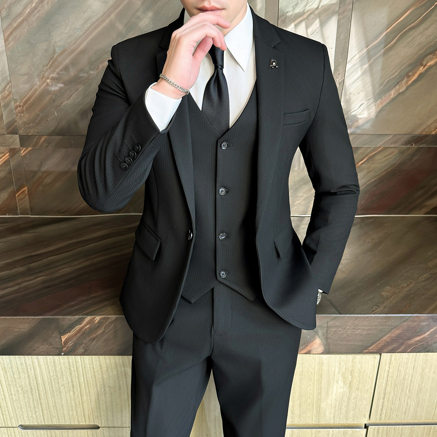 西服套装男士韩版商务正装修身新郎伴郎结婚礼服免烫休闲西装外套