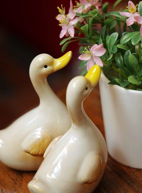 创意可爱的陶瓷鸭花园阳台庭院装饰家居装饰客厅Z桌面小陈设