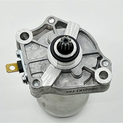 适配铃木小海豚丽至UZ110T乐至UR110T启动马达起动电机QS110T2/3