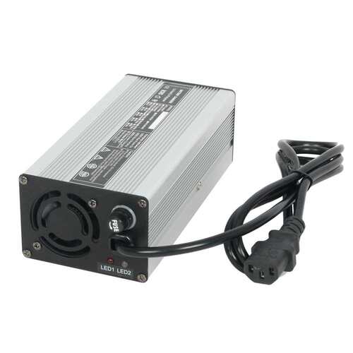 智能便携24V10A 12V20A 58.4V5A电池充电器 机器人充电器