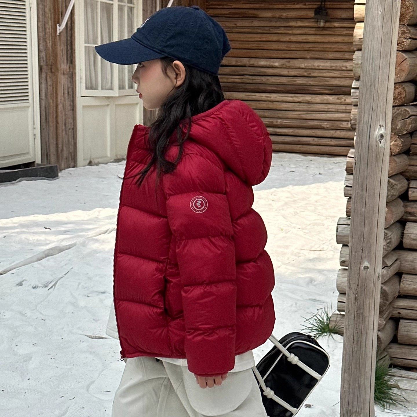 奥莱儿童羽绒服三防免洗加厚保暖连帽男女童90白鹅绒百搭时尚外套