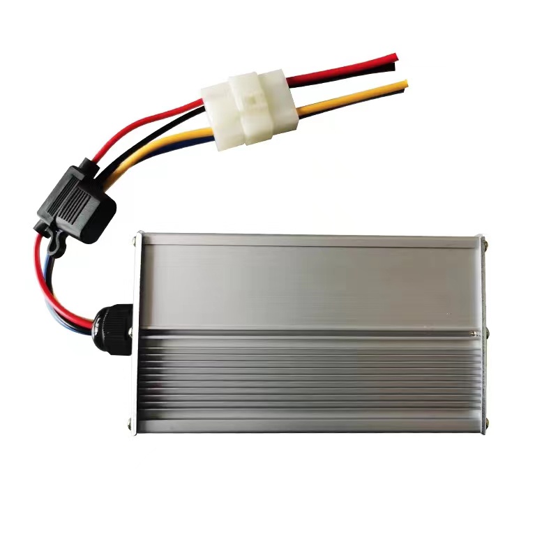 电动车转换器电瓶降压器48v60伏72转12v24大功率电压通用变4线