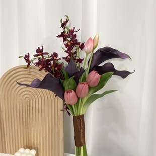 复古森系仿真马蹄莲束韩式 婚纱摄影外景拍照郁金香新娘手捧