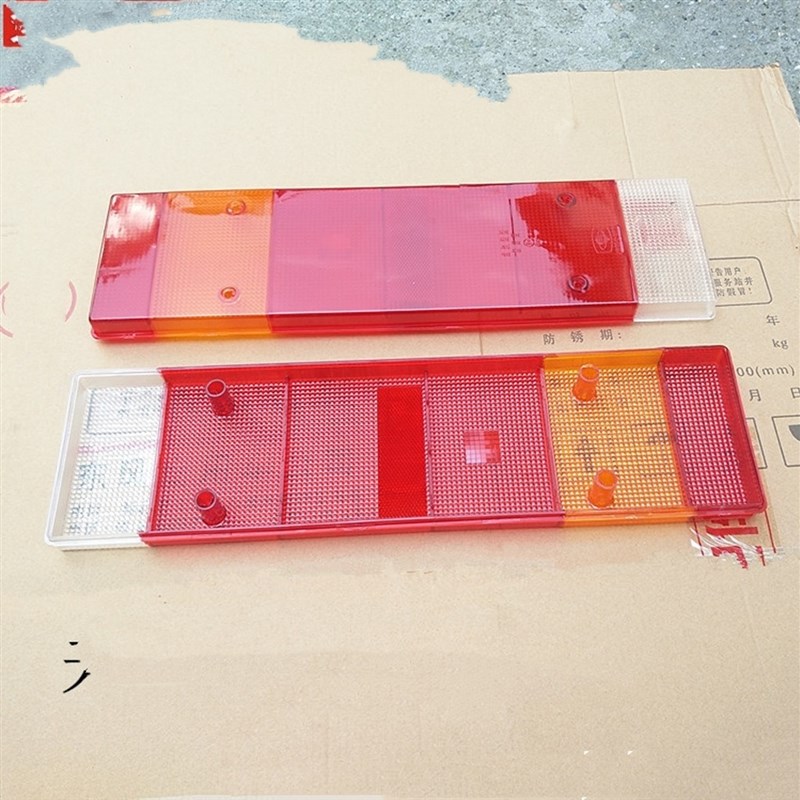 徐工吊车配件新款XCT8吨25K5F 尾灯壳子