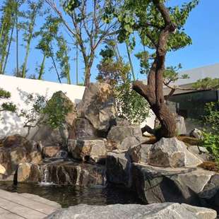 中国黑景石不规则置石景墙假山园林驳岸景观天然黑色石厂家