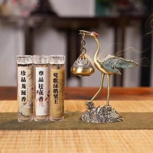 新年好礼 瑞鹤展翅香炉+莺歌绿鹅梨王+珍品龙涎+尊品桂花香薰摆件