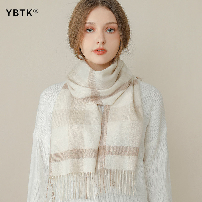 鄂尔多斯市羊毛格纹围巾女士2026年新款高级感英伦格子围脖礼盒装