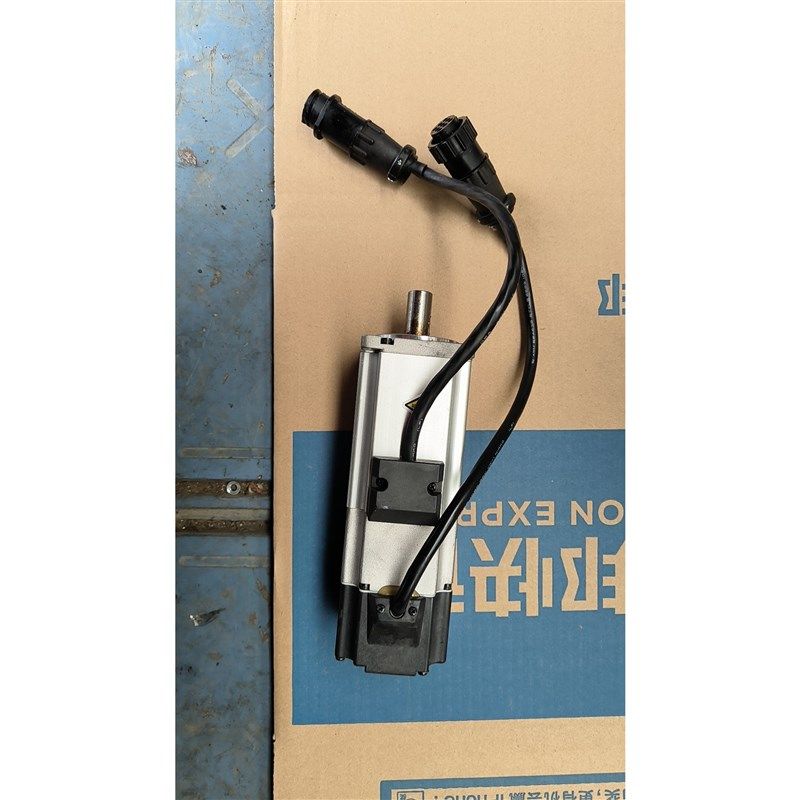 力士乐伺服电机 MSM030C-0300-NN-M0-CG1