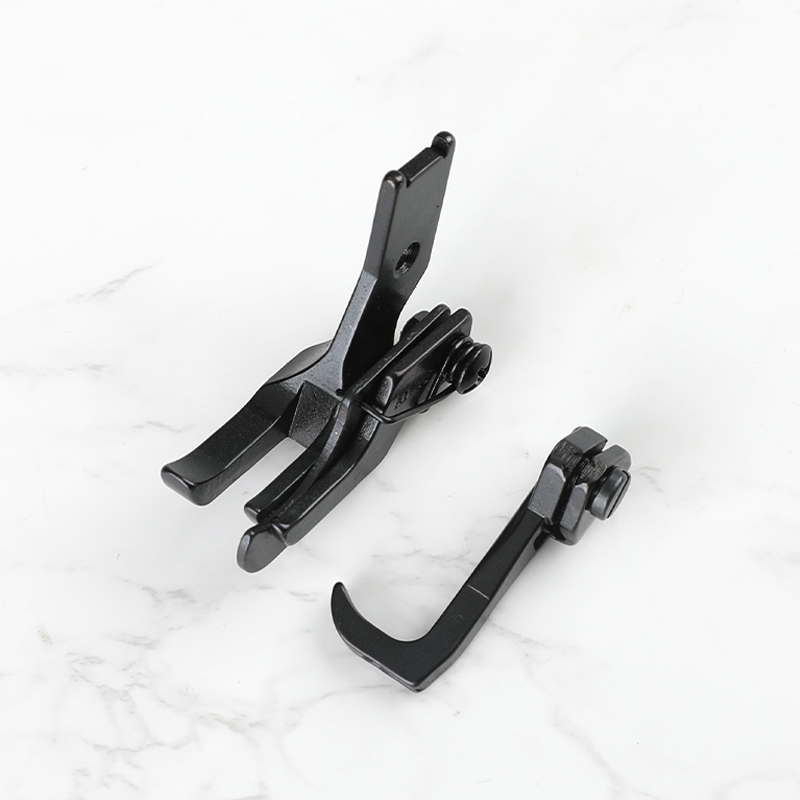 341-S583活动刀8B高头车压线定位挡边鞋机箱包高车标准牌带刀压脚