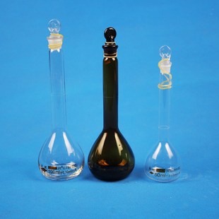 天玻 玻璃  A级 容量瓶 具塞透明棕色1 5 10 100 500 1000 2000ml