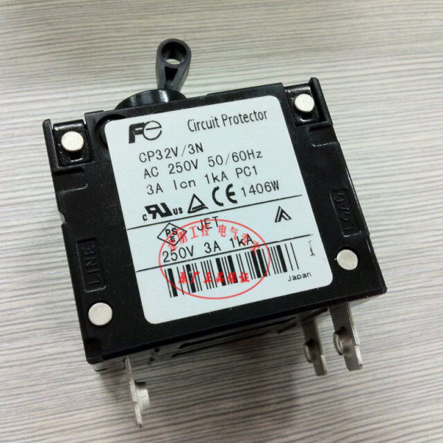 原装进口 日本富士FUJI 断路器 CP32V/3N