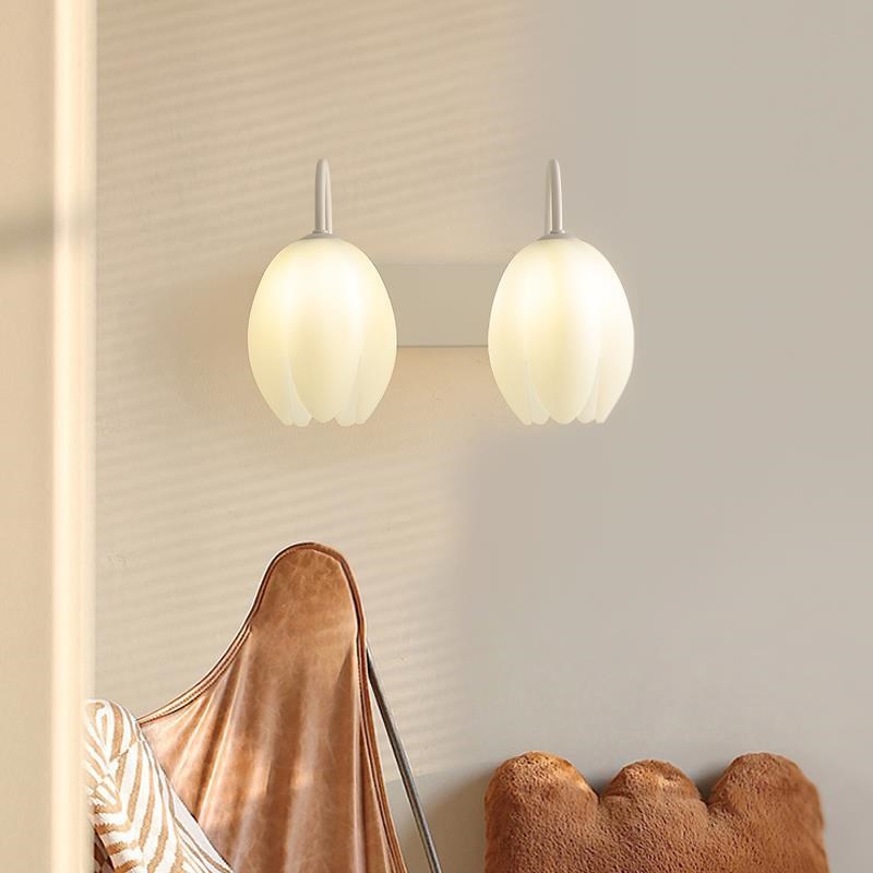 花朵壁灯奶油风温馨网红卧室床头灯现代简约儿童房女孩房装饰壁灯