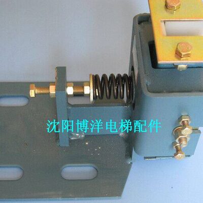 博林特电梯异步机导靴HDX01A 博林特货梯滑动导靴HDX01