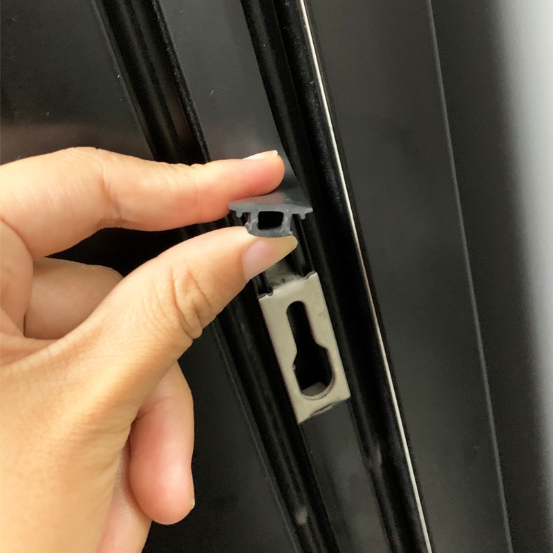 断桥铝合金阳台厨房推拉门槽盖移门胶条装饰盖门框胶W条盖子扣盖
