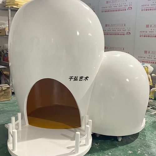 玻璃钢蘑菇屋雕塑售楼处儿童区游乐场所商场蛋壳趣味美陈摆件