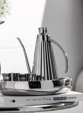 轻奢样板房欧式北欧客厅厨房不锈钢壶咖啡杯托盘软装创意组合摆件